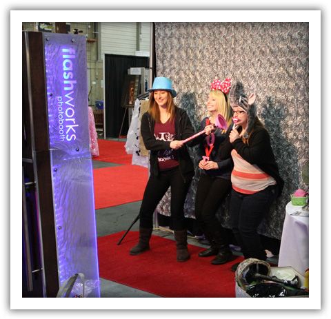 Booth2_480_7